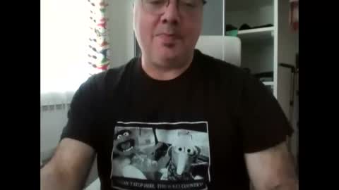 sweet bear online show from February 14, 7:59 am