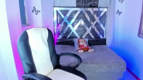 nova online show from June 27, 9:10 pm
