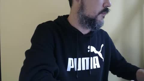 novio_muyalto online show from January 6, 6:45 pm