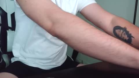 nsfwlogan50 online show from January 16, 1:53 pm