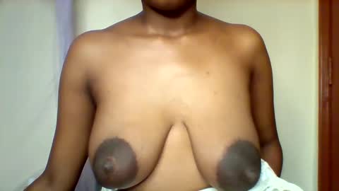 happie online show from January 10, 2:44 pm