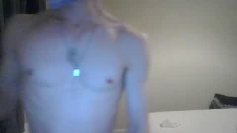 nudeguy123147788 online show from March 8, 12:33 am