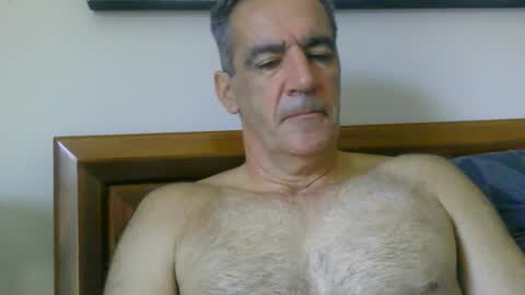 nudeisbest_123 online show from February 28, 3:32 am