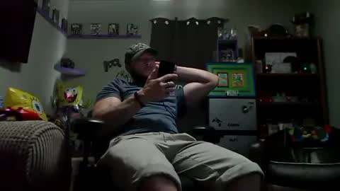 Snapshot of number1dad_ chatting on October 23, 8:10 pm Awwwww Hey Sweetie Pies. Welcome To The Sweetie Pie Lounge. Enjoy The Dad-Cast. SweetCorny Fun-loving Dad Talk. online show from October 23, 8:10 pm