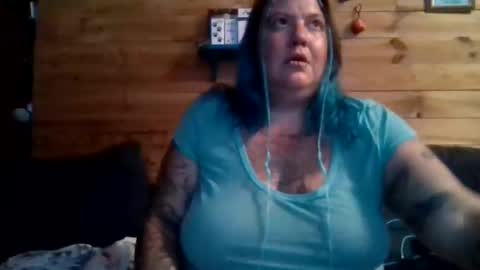 Snapshot of nutmegmatee chatting on September 14, 2:36 am nutmegmatee online show from September 14, 2:36 am