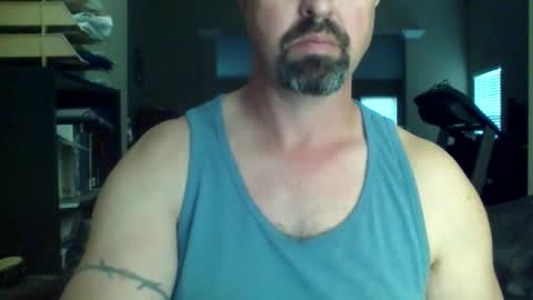 nvrenuff1979 online show from March 22, 12:31 pm