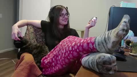 Nyctophilic online show from January 6, 3:53 am