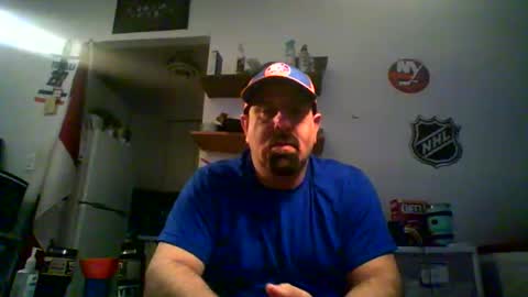 nyisles00 online show from April 3, 1:29 pm