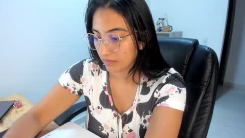 Vanessa online show from March 8, 2:26 am