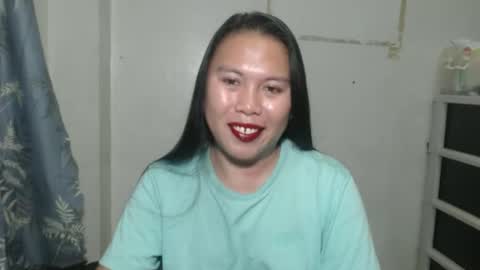 nylecummer online show from May 28, 9:13 pm