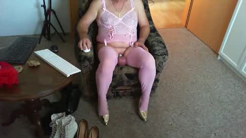 Strumpfhose online show from December 16, 10:21 am