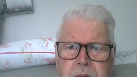 stockings  suspenders mad online show from September 8, 2:16 pm