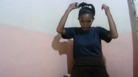 nympholinha online show from February 9, 5:54 pm