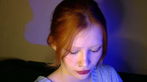 nyra_thira online show from January 10, 1:44 am