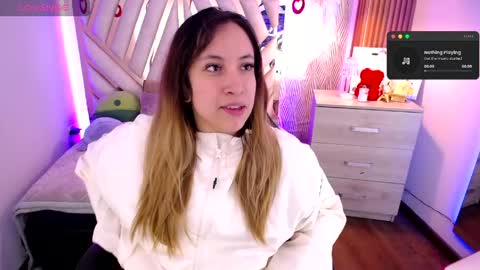 Alex   .    online show from May 17, 2:54 am