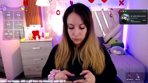 Alex   .    online show from May 5, 2:51 am
