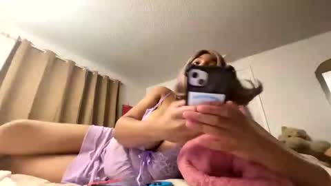 NyXTheeHottie online show from February 13, 8:28 am