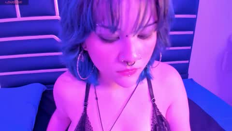 Nyx  online show from January 13, 7:10 pm