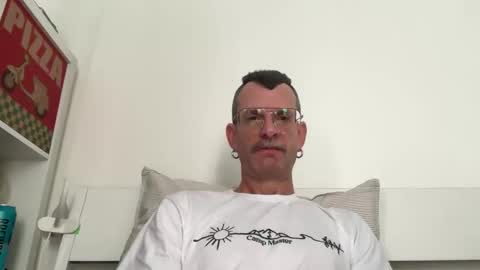 Jonathan Deep online show from February 25, 11:58 am