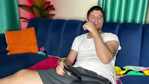 I Chill online show from January 12, 6:04 pm