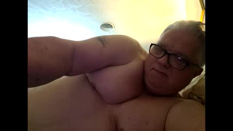 Big daddy tiny cock online show from October 7, 1:34 am