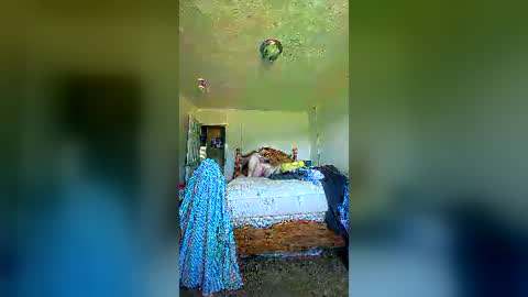 Big daddy tiny cock online show from July 31, 12:39 pm