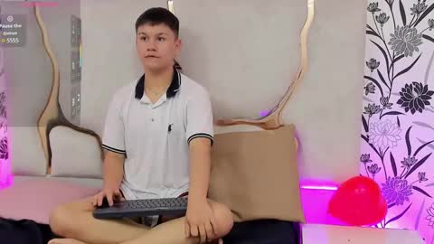 ocean_tay online show from February 28, 12:31 pm