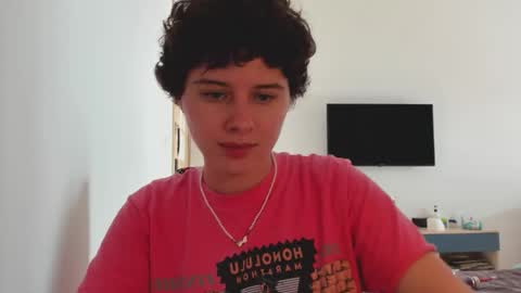 Evie online show from January 14, 9:06 am