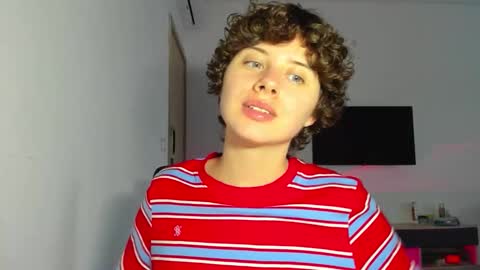 Evie online show from March 8, 10:30 am