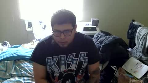 oscar flores online show from December 5, 6:27 pm