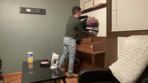 ofthatguy online show from April 8, 5:10 am