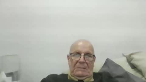 oggi95 online show from November 23, 8:29 pm