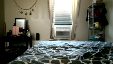 Lit en Cama online show from August 1, 10:11 pm