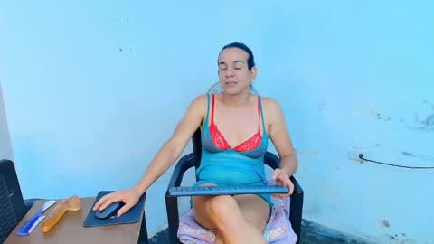 LU online show from February 18, 3:56 pm