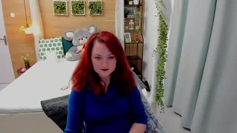 OhLadyPlease online show from November 10, 5:54 am