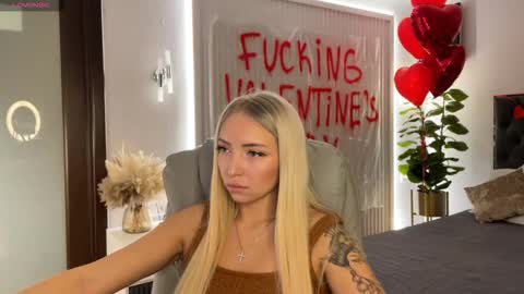 Emma online show from February 17, 1:15 am