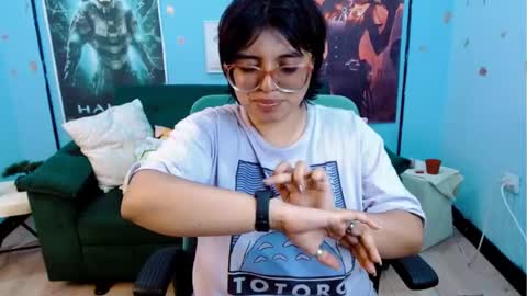 ohmysqueak online show from May 20, 1:39 pm