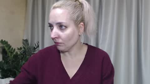 Mari online show from October 2, 3:33 pm