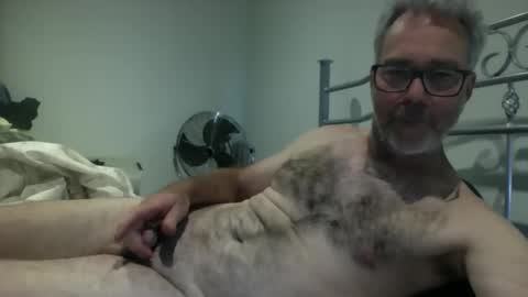 oiledcouple1 online show from October 15, 9:32 am