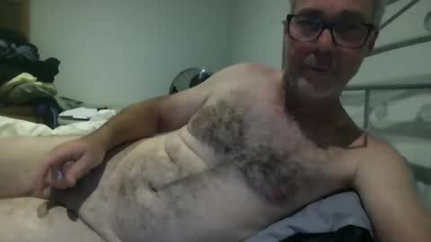 oiledcouple1 online show from October 19, 8:41 am