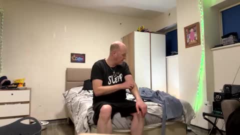 oiljames167 online show from January 16, 1:36 am