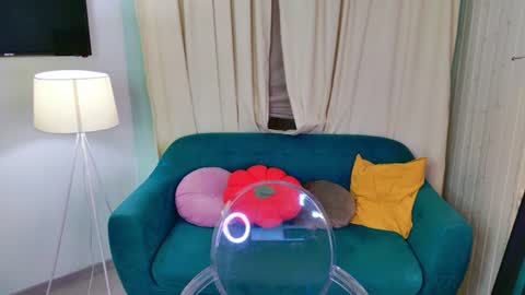 Karolina online show from June 14, 9:50 pm
