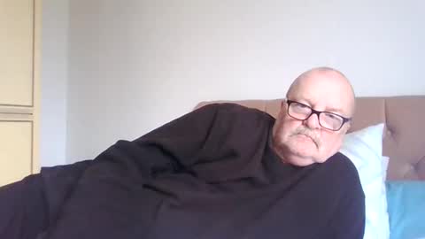 old_fkrr_ online show from February 26, 11:57 am