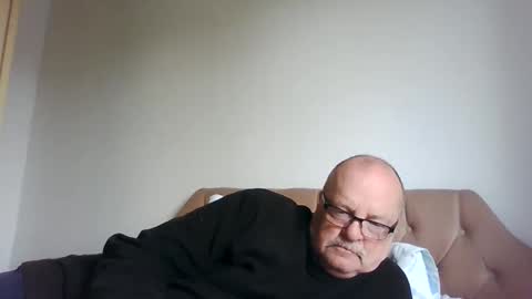 old_fkrr_ online show from June 8, 10:05 am