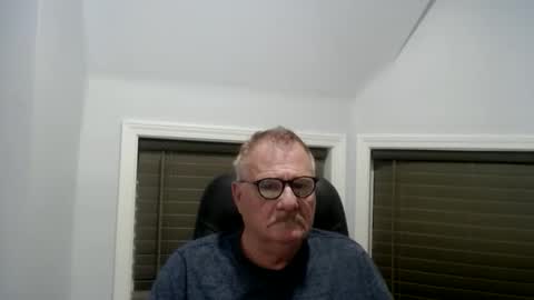 oldguybigd online show from June 8, 4:24 am