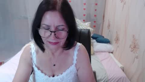 OlgaHottie online show from November 1, 1:28 am