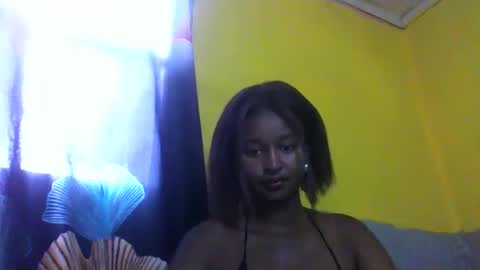 olinah610 online show from January 9, 7:03 am