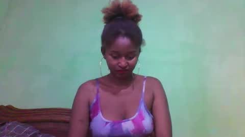 olinah610 online show from October 26, 7:53 am