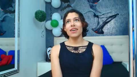 Snapshot of oliver__brown chatting on October 25, 11:49 pm Oliver  online show from October 25, 11:49 pm