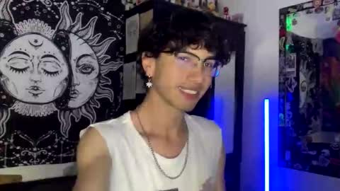 Oliver fast online show from October 18, 8:07 am